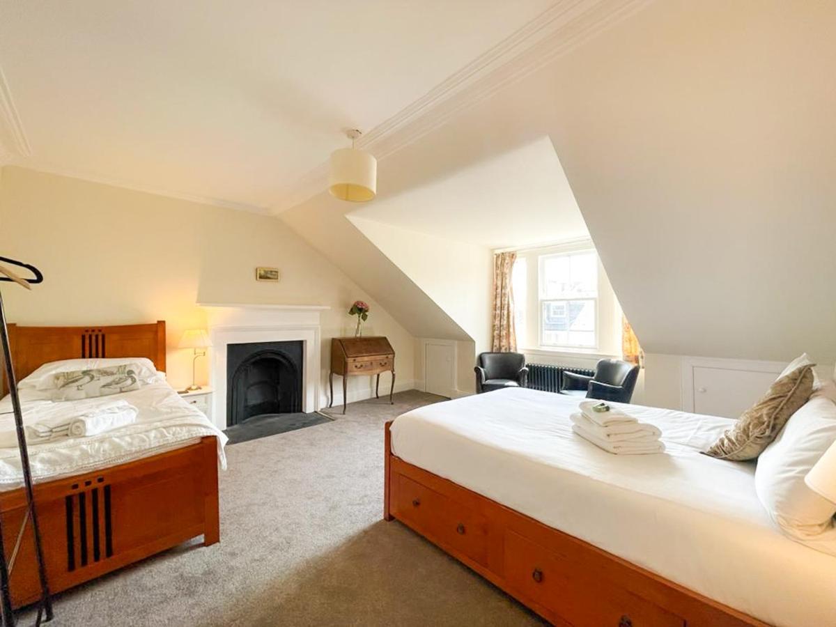 Remarkable 5Br Townhouse With Garden, Sleeps 12 EDI Eksteriør bilde