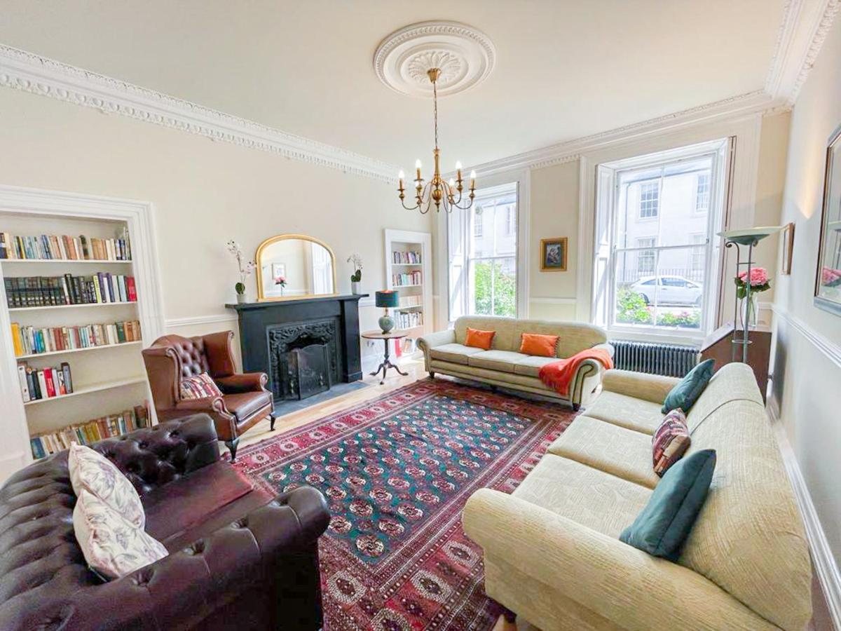 Remarkable 5Br Townhouse With Garden, Sleeps 12 EDI Eksteriør bilde