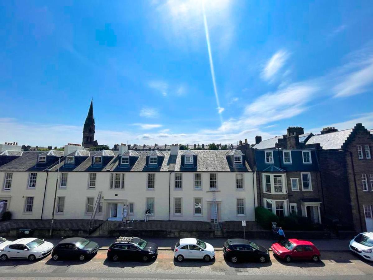 Remarkable 5Br Townhouse With Garden, Sleeps 12 EDI Eksteriør bilde